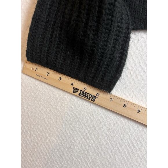 Altar’d State Black And Cream Chunky Knit Cropped Sweater S - Picture 3 of 8